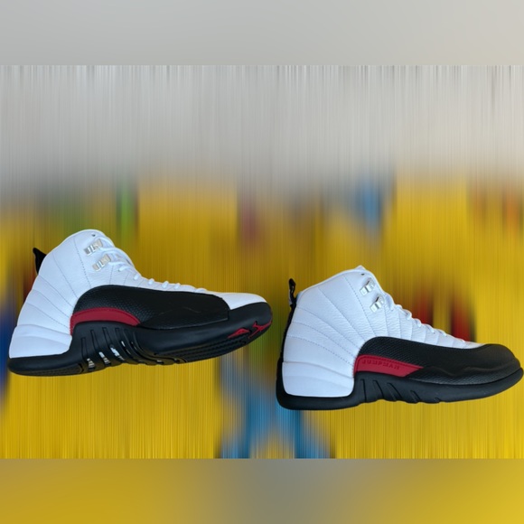 Jordan 12 RetroTaxi Flip GS - Picture 6 of 14